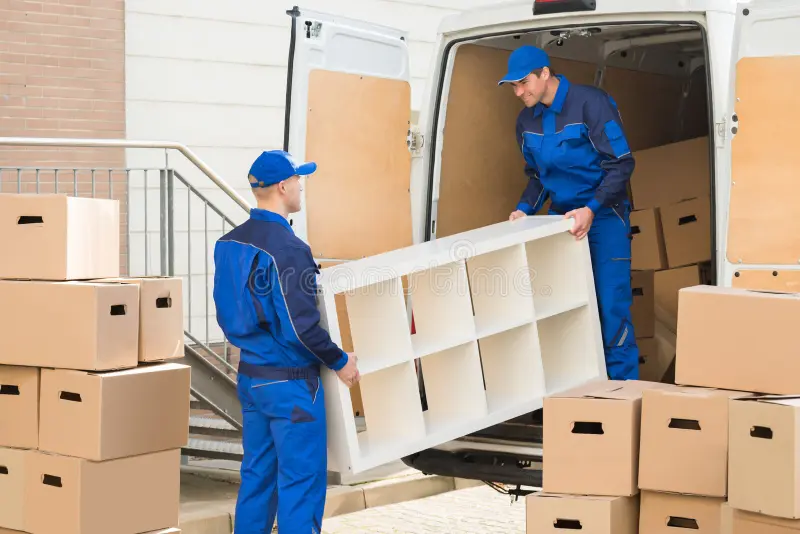 Windia Movers packing and wrapping items